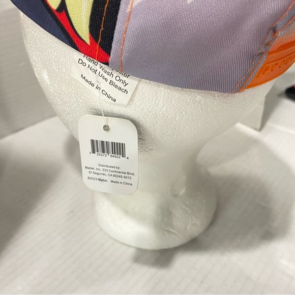 Hot Wheels Monster Truck Live Tiger Shark Autographed Youth Hat NWT - Picture 4 of 5